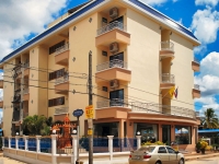 The Ritzy Mansion - Accommodation