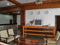 Sri Chumphon Hotel - Accommodation