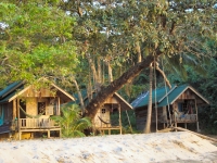 N and X Bungalows - Accommodation