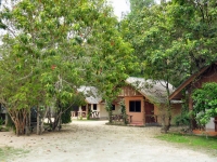 Pramote Bungalows - Accommodation