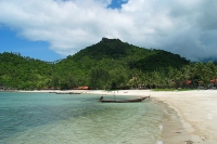 Bottle Beach - Attractions