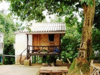 Country Hut Riverside - Accommodation