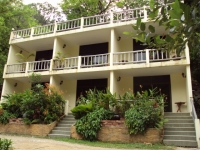 Rattanas Resort and Eddies Place - Accommodation