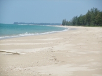 Bang Sak Beach - Attractions