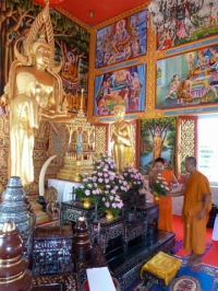 Wat Phrachumyothi - Attractions