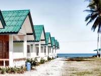 Bang Saphan Beach Resort - Accommodation