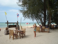 White Sand Beach (Khao Lak) - Accommodation