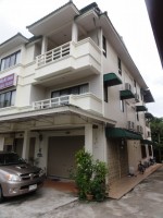 Lanta M.P. Place Hotel - Accommodation