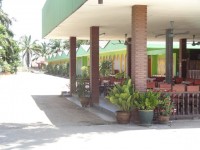 Ladda House Hotel - Accommodation