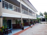 Sinaree Baan Suan Resort - Accommodation