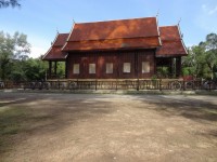 Wat Thettumnawa (Tha Sai) - Attractions