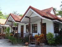 Bunga Resort - Accommodation