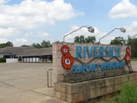 Riverside Seafood Restaurant - Restaurants
