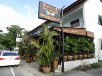 Papillon Bar & Restaurant - Restaurants