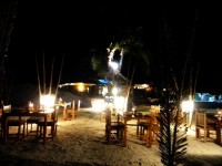 Chom Talay Chaweng Regent Beach Resort - Restaurants