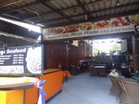 Moon House - Restaurants