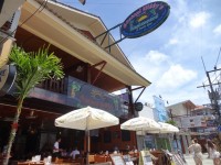 Coconut Willys - Restaurants