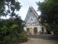 Wat Khao Tham - Attractions