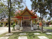 Wat Nikhro Tharam - Attractions
